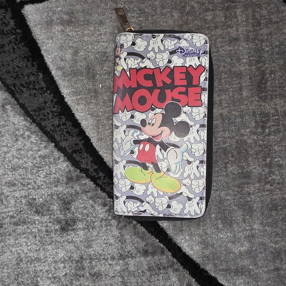 Mickey Mouse Disney Wallet - Picture 2 of 3